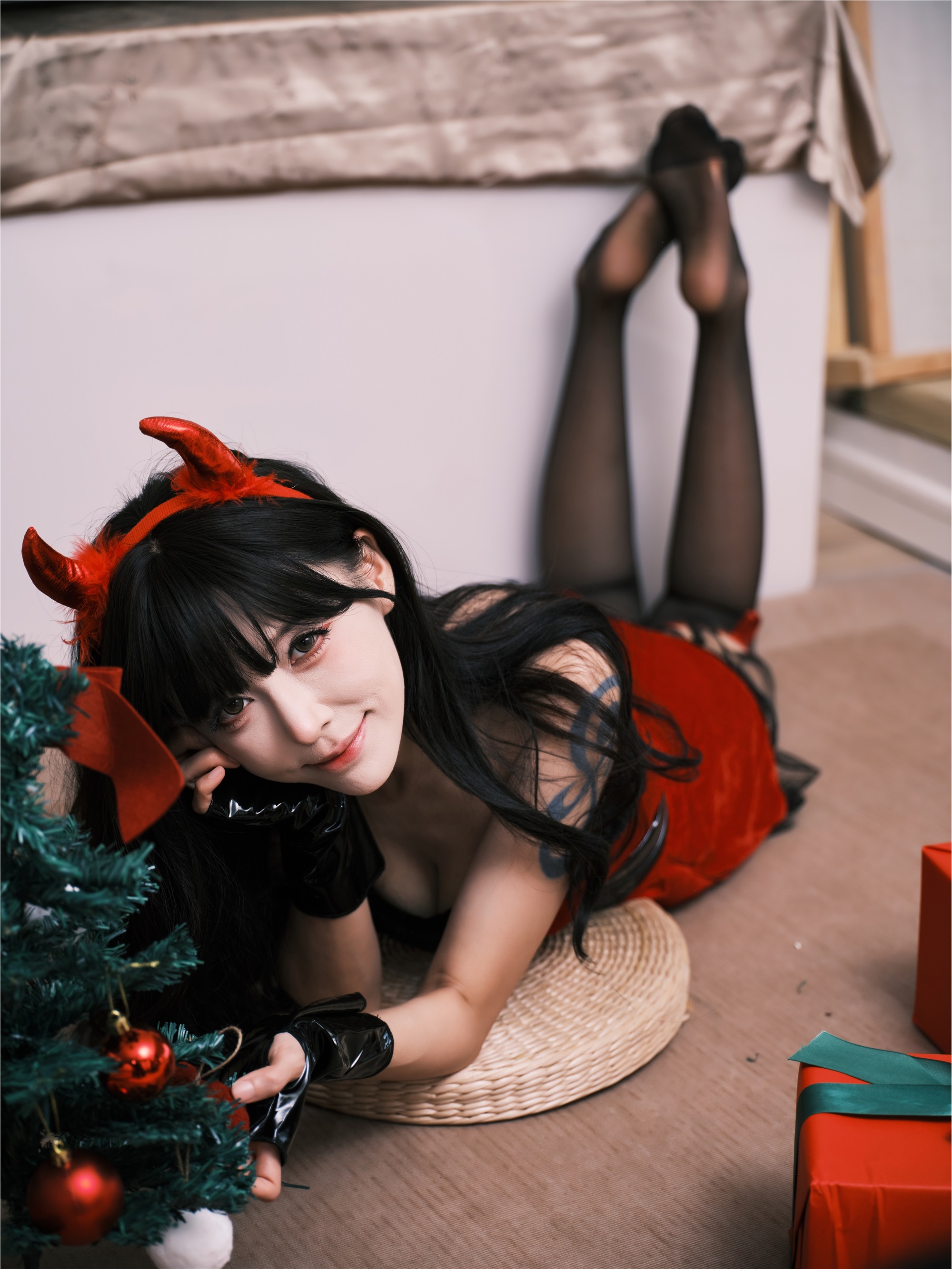 YITUYU艺图语 2025.01.12 小恶魔大闹圣诞 夏树友人帐